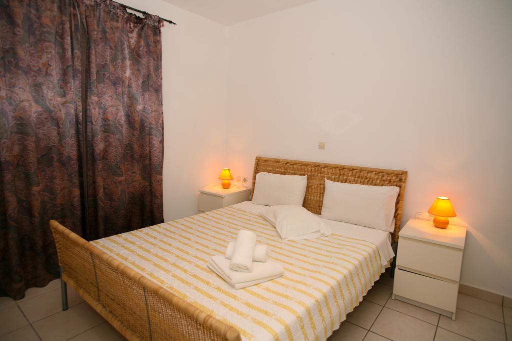 Glyfada Gorgona Apartments Dış mekan fotoğraf