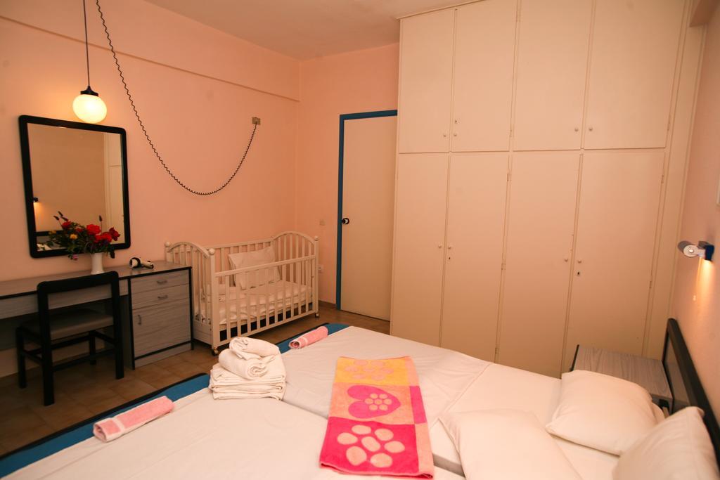 Glyfada Gorgona Apartments Dış mekan fotoğraf
