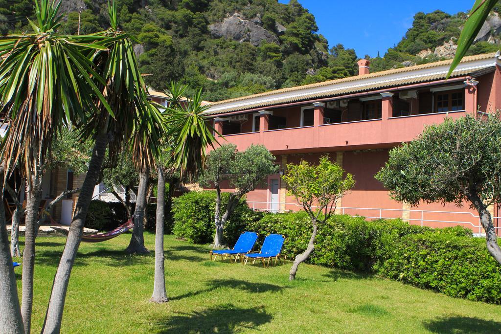 Glyfada Gorgona Apartments Dış mekan fotoğraf