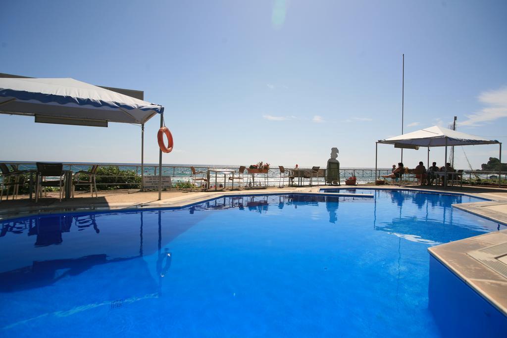 Glyfada Gorgona Apartments Dış mekan fotoğraf