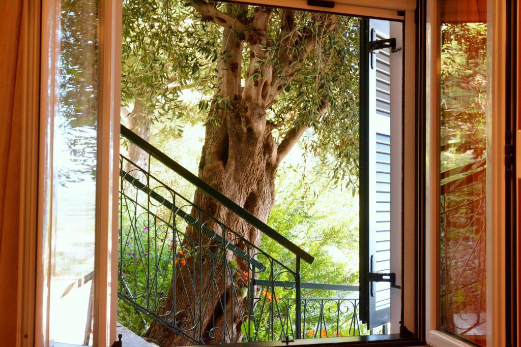 Glyfada Gorgona Apartments Dış mekan fotoğraf