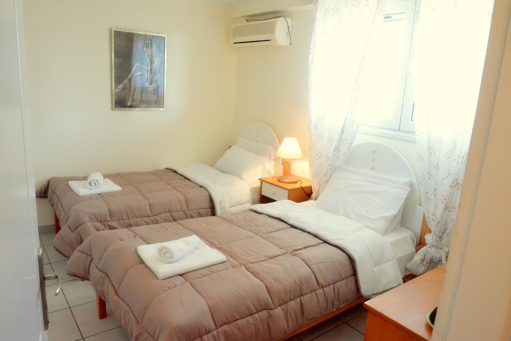 Glyfada Gorgona Apartments Dış mekan fotoğraf