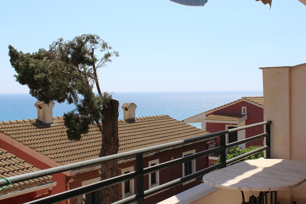 Glyfada Gorgona Apartments Dış mekan fotoğraf