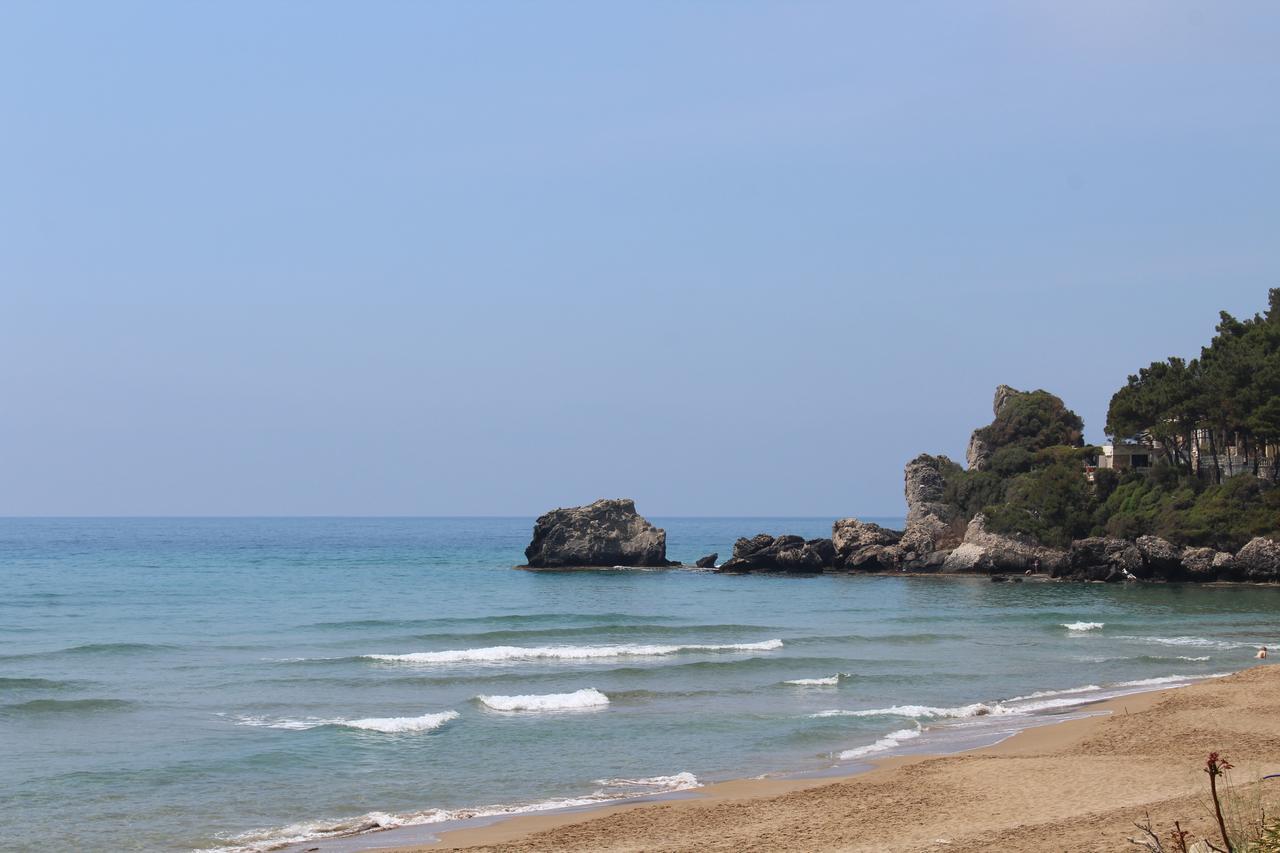 Glyfada Gorgona Apartments Dış mekan fotoğraf