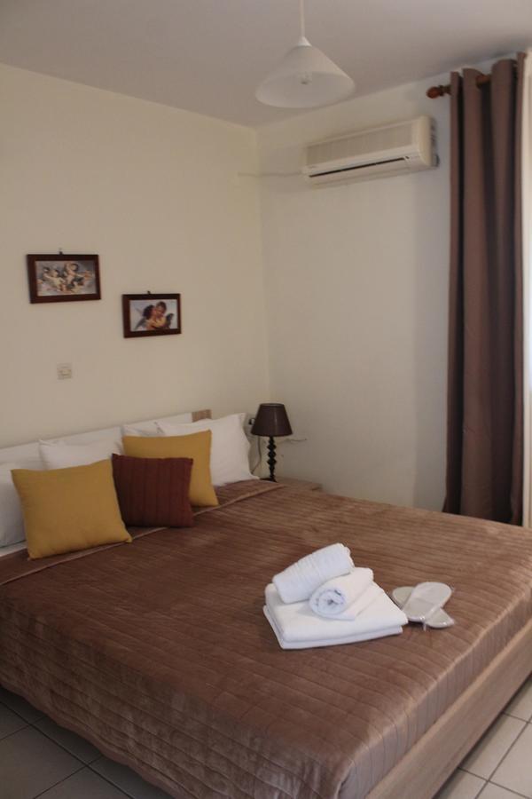 Glyfada Gorgona Apartments Dış mekan fotoğraf